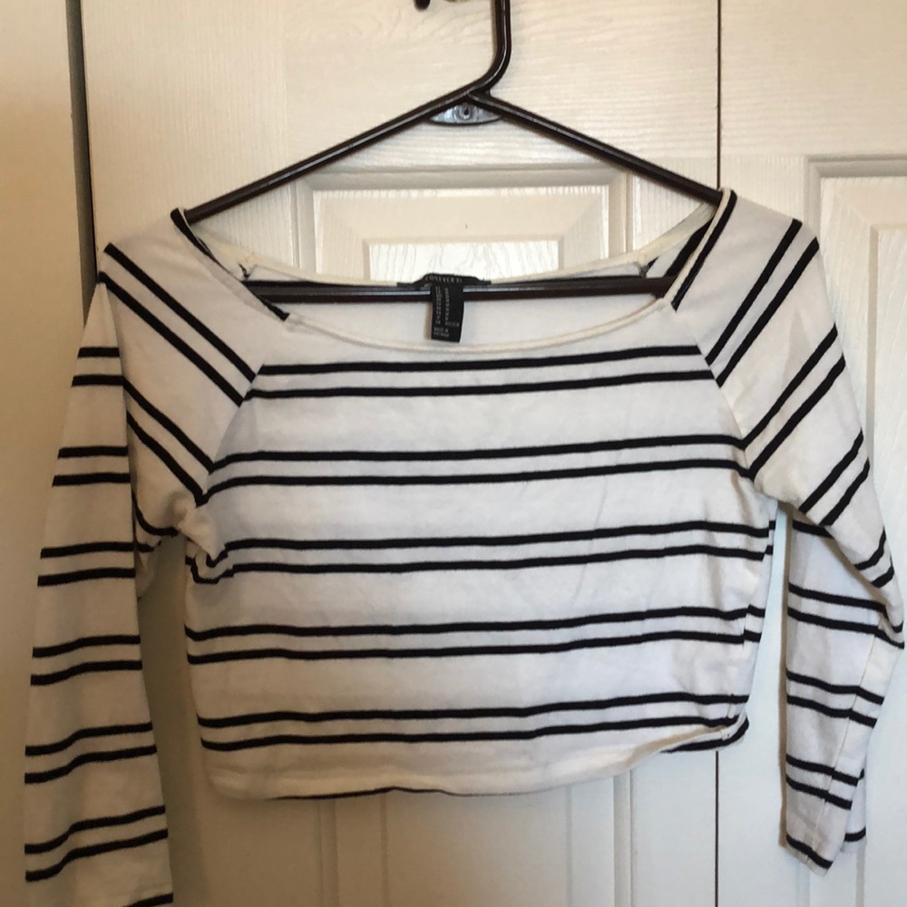 cropped shirt
